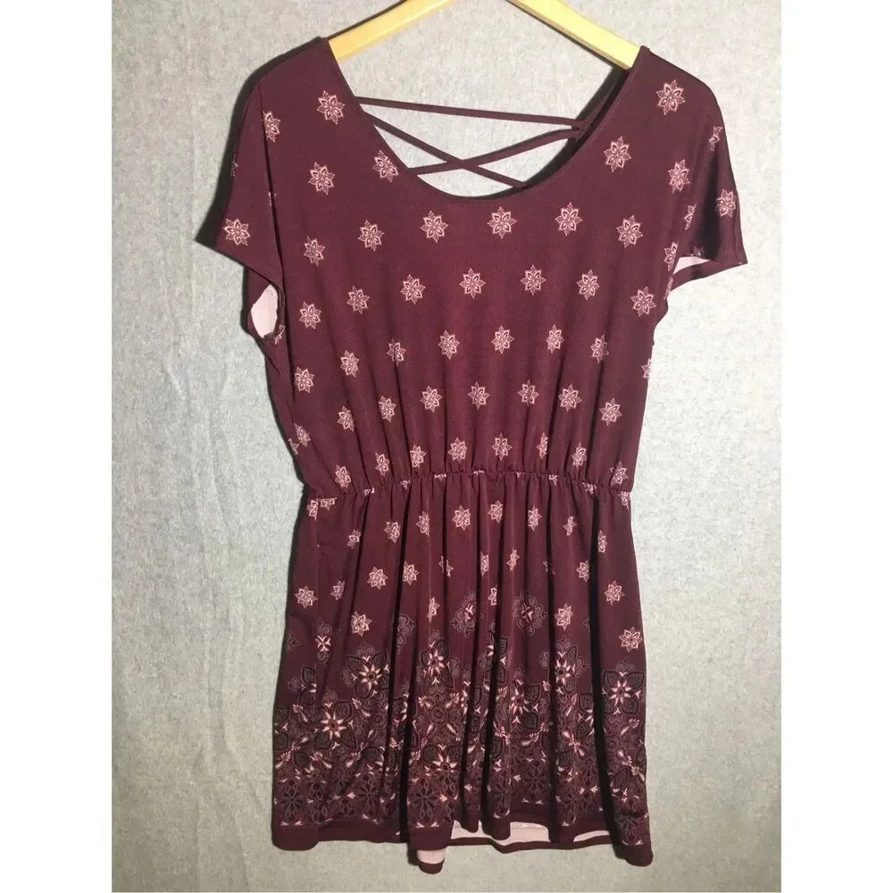 Womens Maurices Dress Maroon Novelty Print Criss Cross Back Knee Length